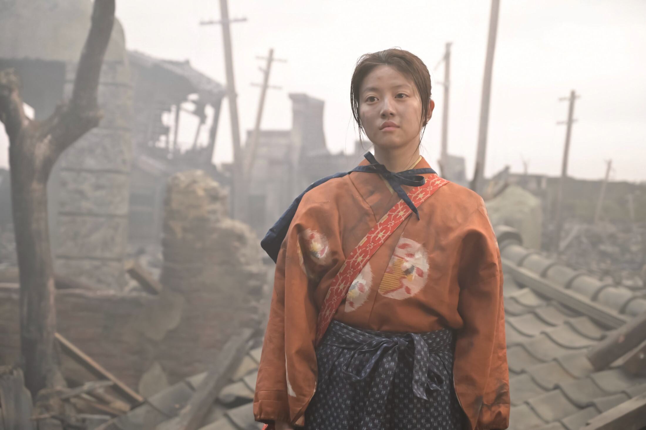 連続テレビ小説あんぱん第60回より、終戦後の登場人物たちの様子 (NHK提供写真)
