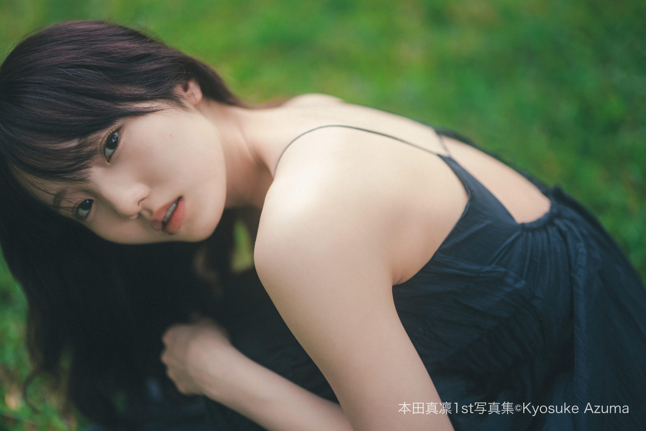 本田真凜 1st写真集で水際やバレエシーンを披露