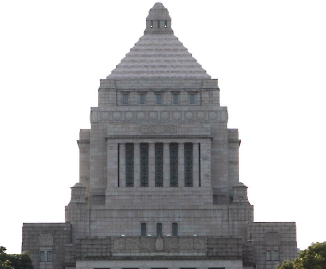 国会本会議で異例の事態が起きた国会議事堂の外観