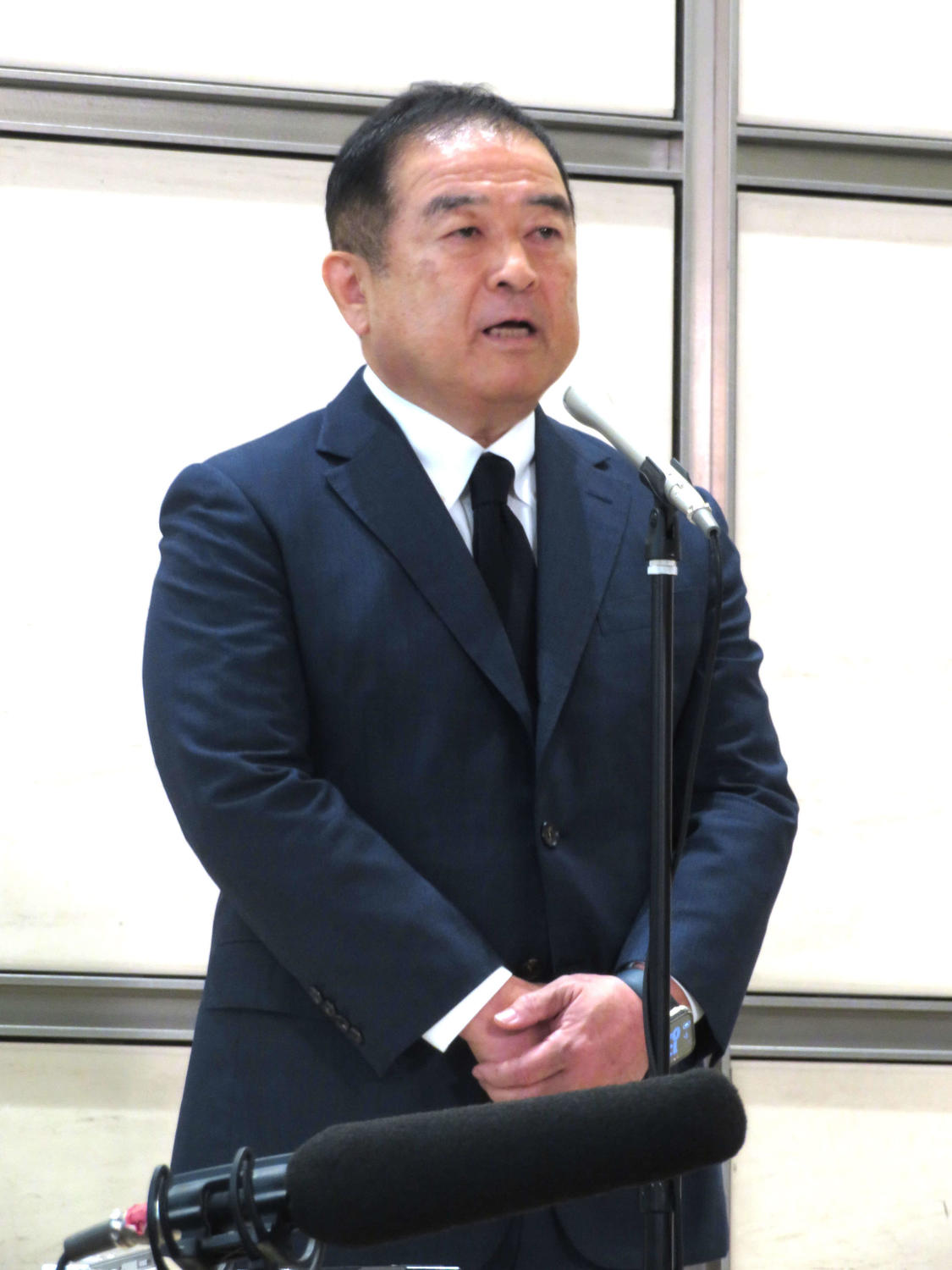 TOKIO国分太一さんの降板問題で緊急会見を開く日本テレビの福田博之社長