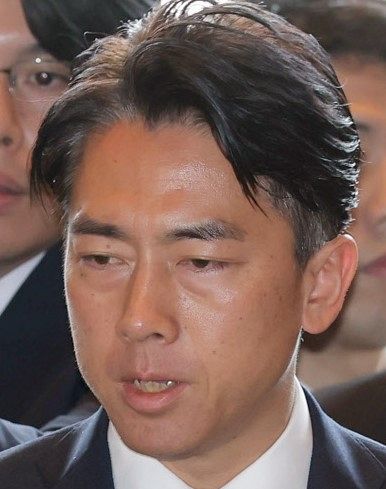小泉進次郎農相、SNS投稿が物議　ネット「『コメ買ったことない』よりヤバいと…」「不適切にもほどがある」　識者も「一企業を利益誘導？」