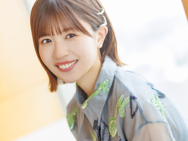 Amazon.co.jp: 日向坂46 松田好花 1st写真集 振り向いて : 松田