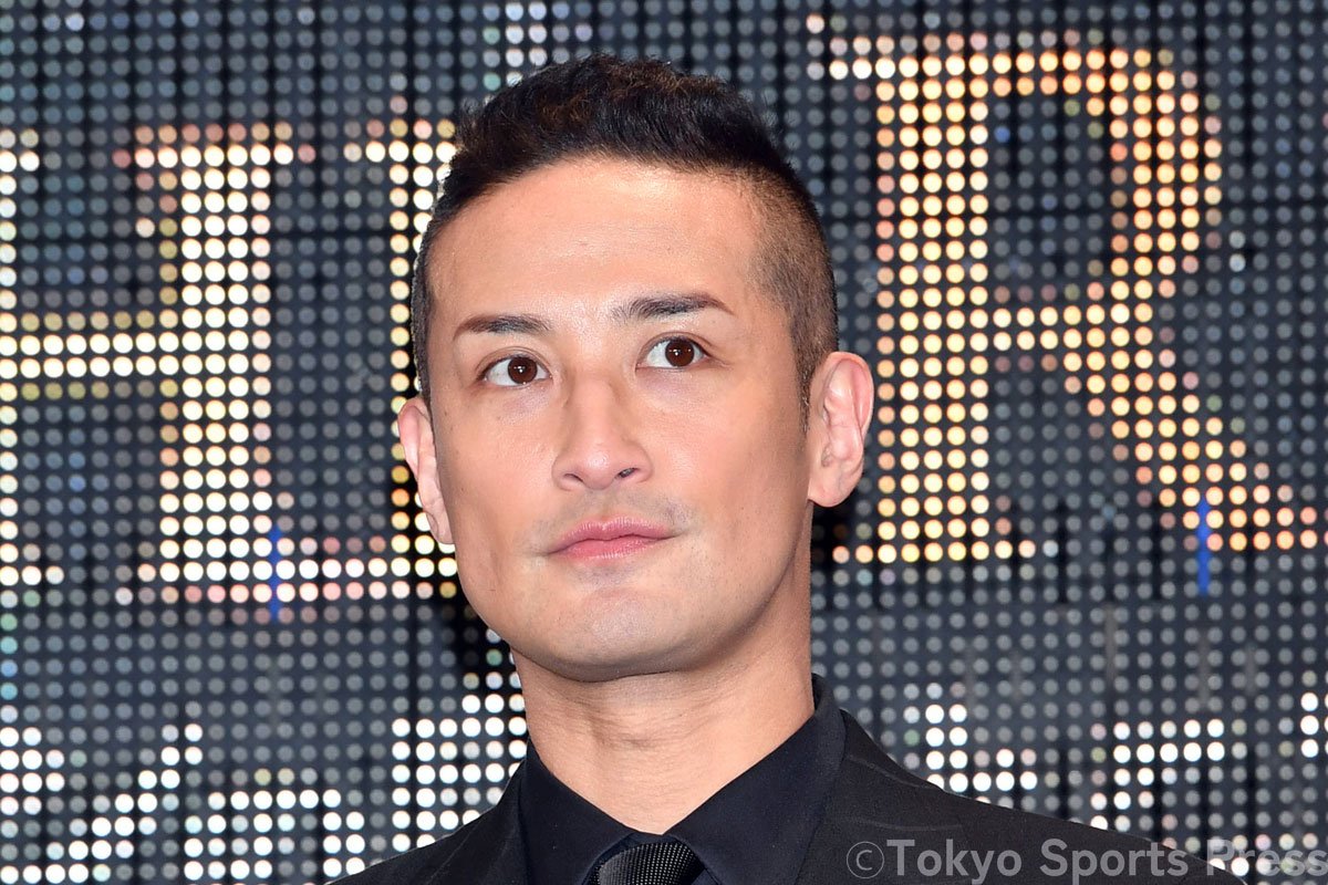 TOKIO松岡昌宏が国分太一の活動休止について関係者に謝罪する様子を伝える写真