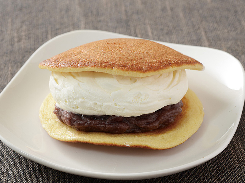 ローソン「盛りすぎ!どらもっち」など3品を6月23日発売、24日に