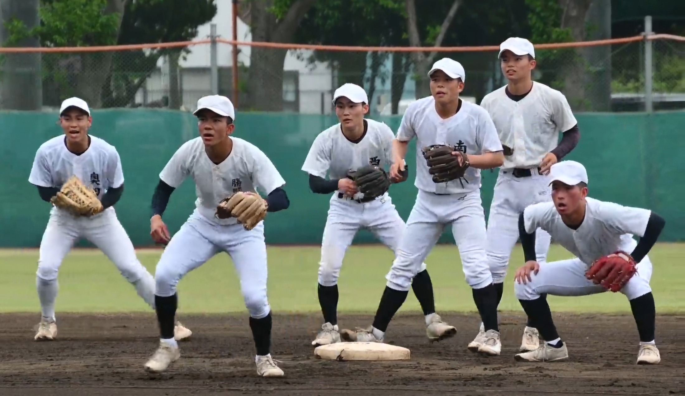 岩倉高校野球部グランドコート KKコンビ」を倒してセンバツ制覇から40余年…今も都内の実力校