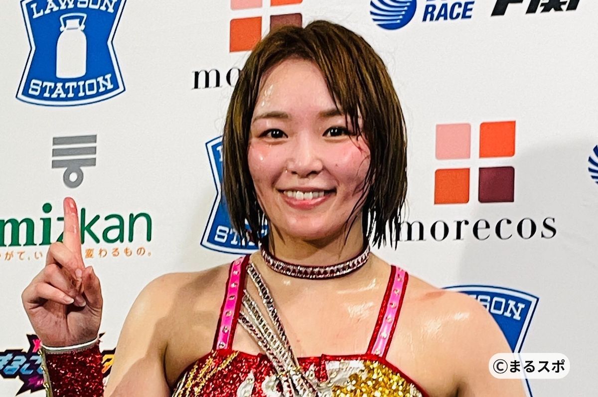 スターダム】Sareeeが宿敵・朱里からIWGP女子王座奪取！「ベルト