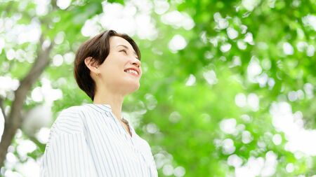 効果的な休み方で心身をリフレッシュする様子