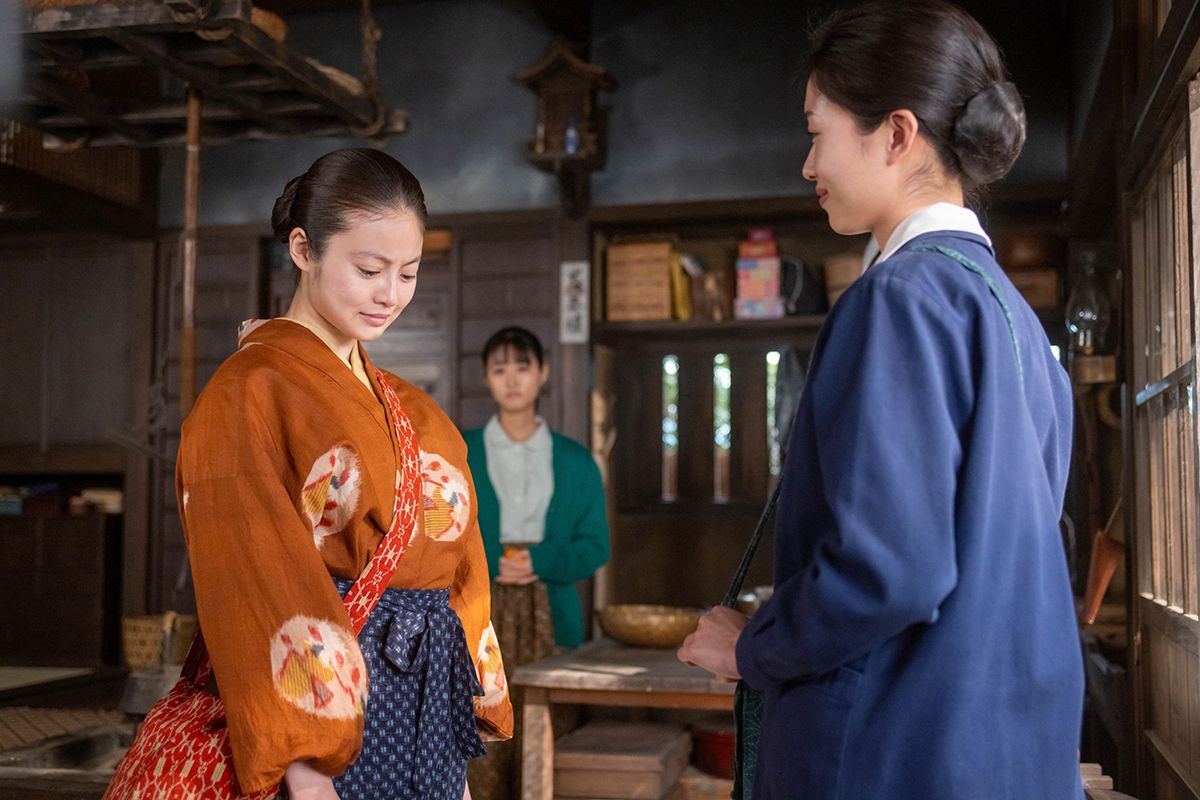 NHK連続テレビ小説『あんぱん』に登場する、軍服姿の柳井嵩（演：北村匠海）
