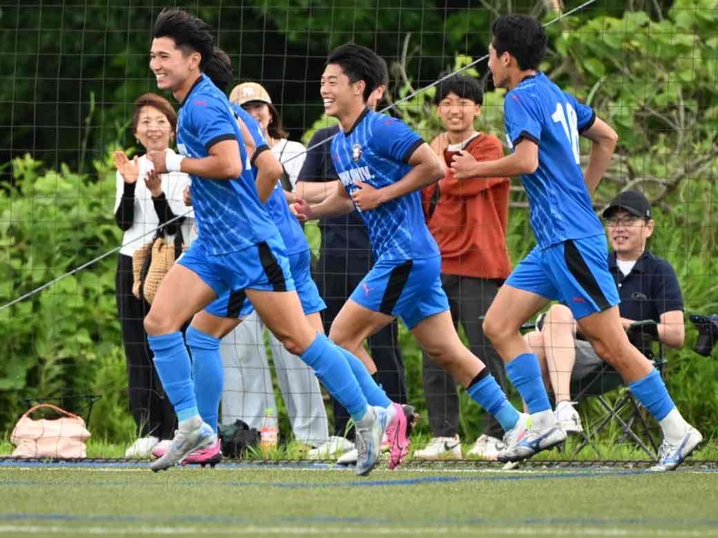 アミノ関東]産業能率大が明治大相手に後半4発逆転勝ち