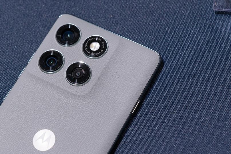 スマートフォンモトローラ値下げ可能 motorola razr 50｜価格比較・SIMフリー・最新情報 - 価格.com