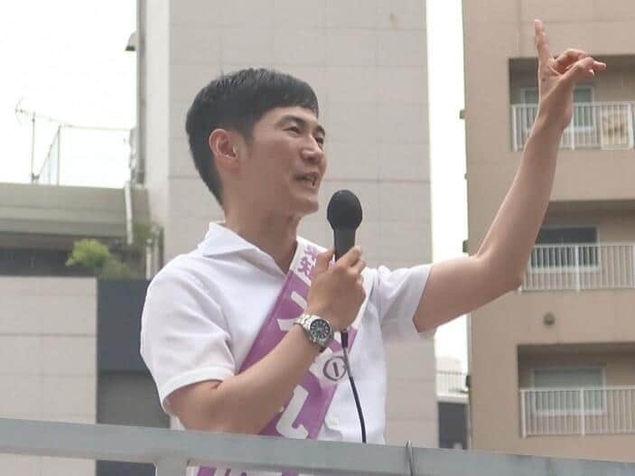 リハックの生配信で都議選について語る石丸伸二氏