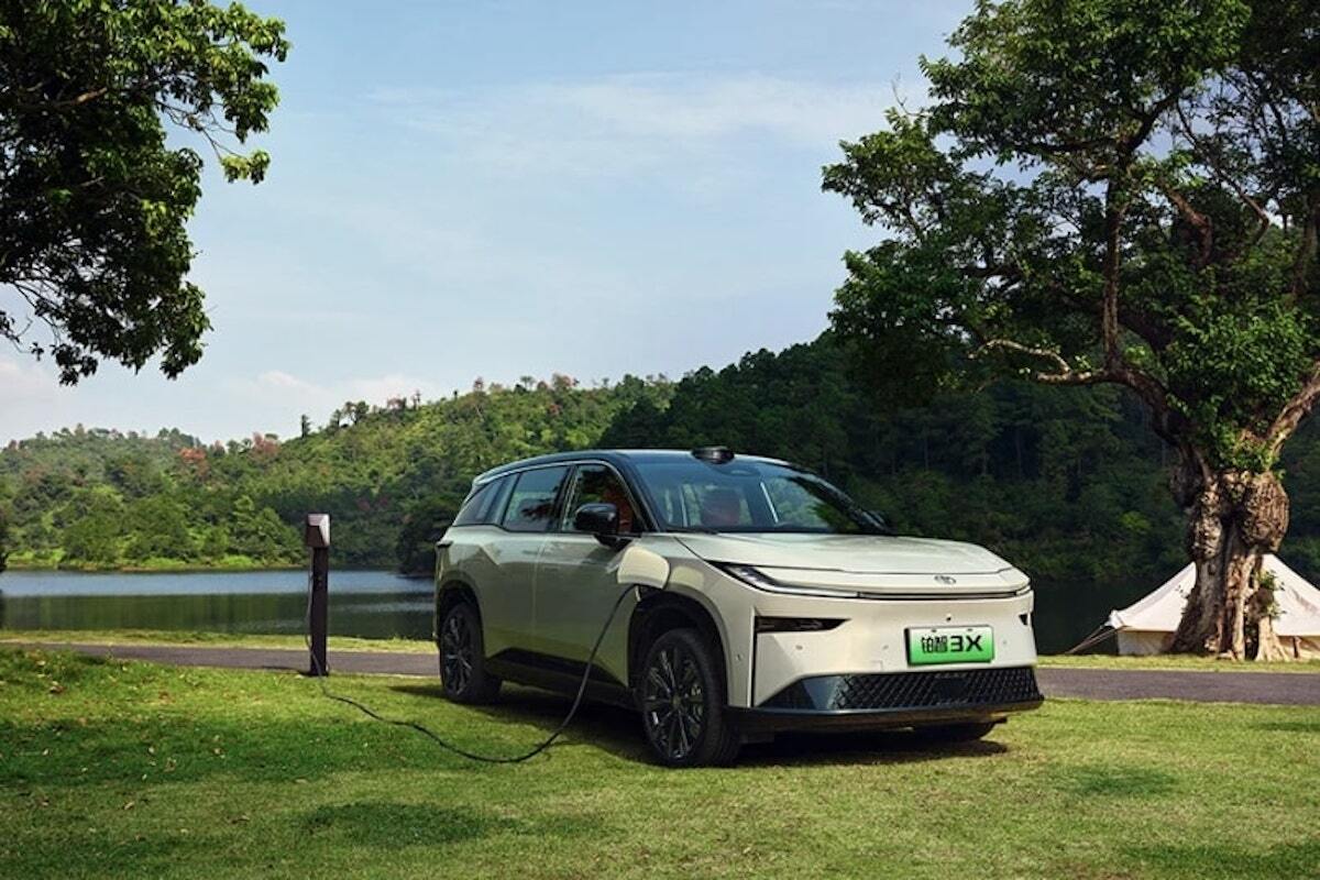 中国市場向けトヨタ新型EV「bZ3X」のフロントデザイン