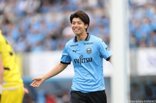2.高井幸大選手　サイン色紙　川崎フロンターレ　トッテナム 2.高井幸大選手 サイン色紙 川崎フロンターレ トッテナム - メルカリ