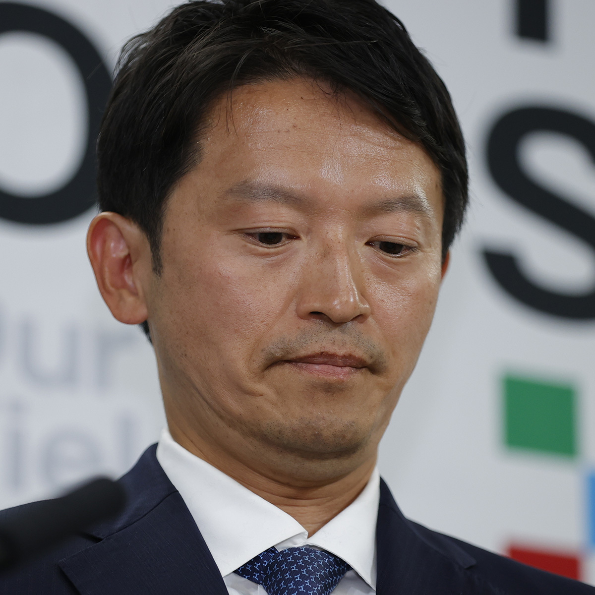 兵庫県知事・斎藤元彦氏。かつて「好青年」と呼ばれた彼に今何が問われているのか