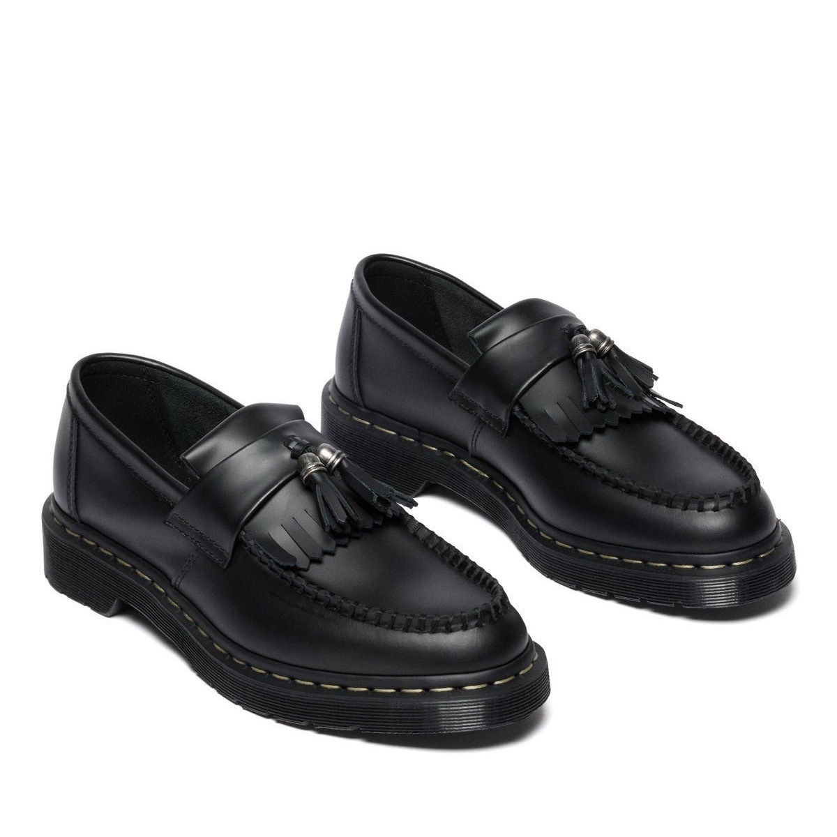 Dr. Martens 黒レザー ローファー 黒 タッセル付きローファー レザー ドクターマーチン