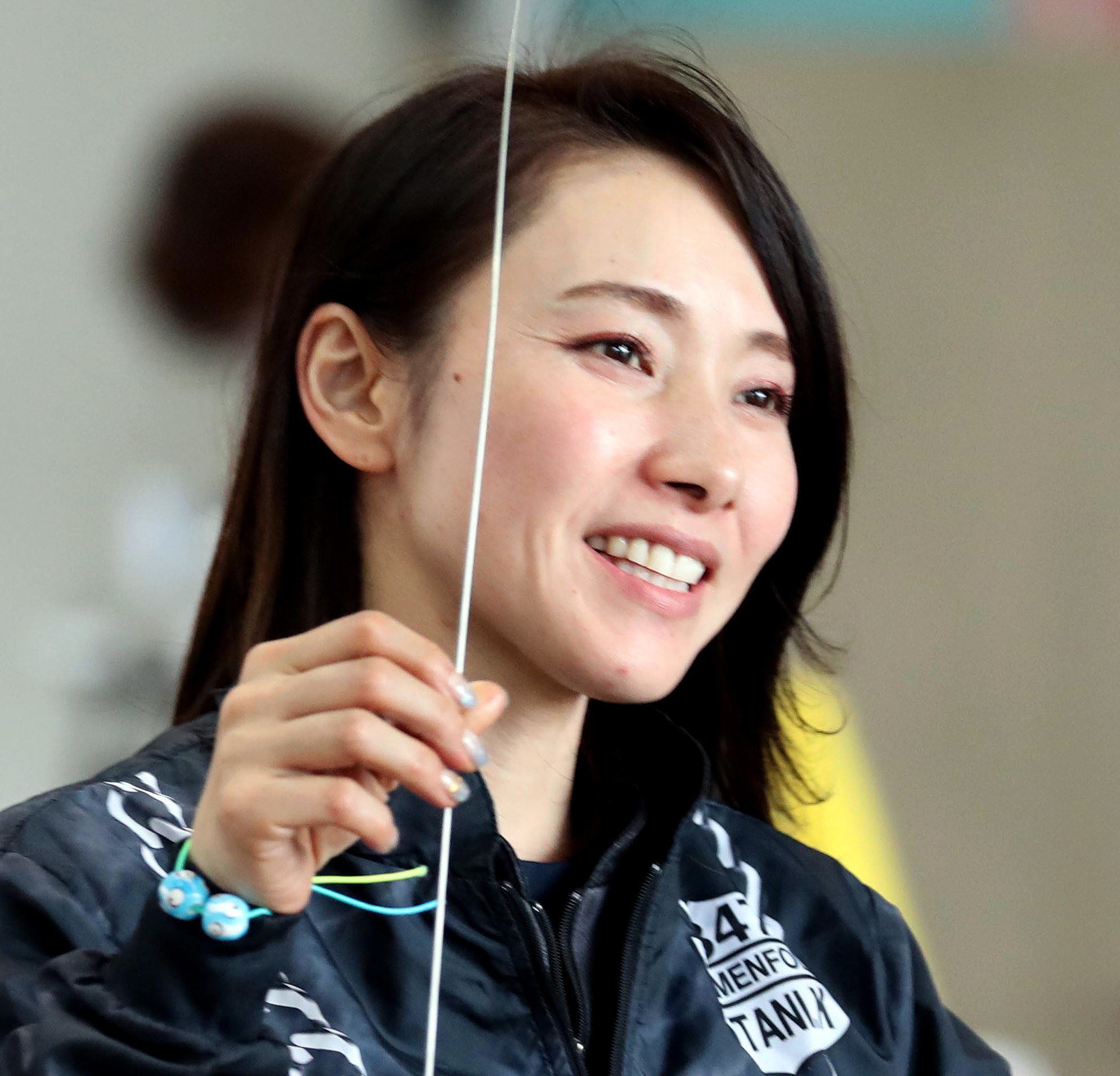 女子ボートレーサー小野生奈選手サイン入りプロペラ&峰竜太シャツ&堀未央奈 女子ボートレーサー小野生奈選手サイン入りプロペラ&峰竜太シャツ&堀