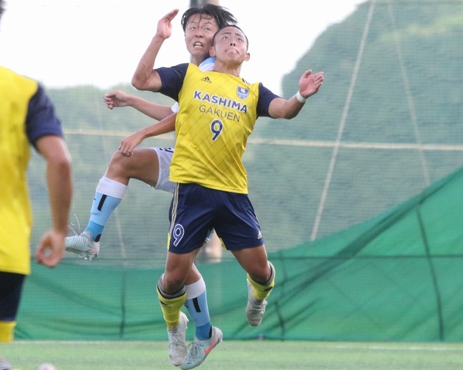 上田綺世 ストライカーカード パラレル - スポーツ選手
