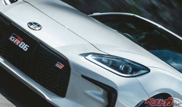 日本のMT車4車種（トヨタGR86、他3モデル）の画像