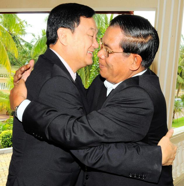フン・セン氏、タクシン氏と決別「タイ王室を侮辱した秘密暴露する」
