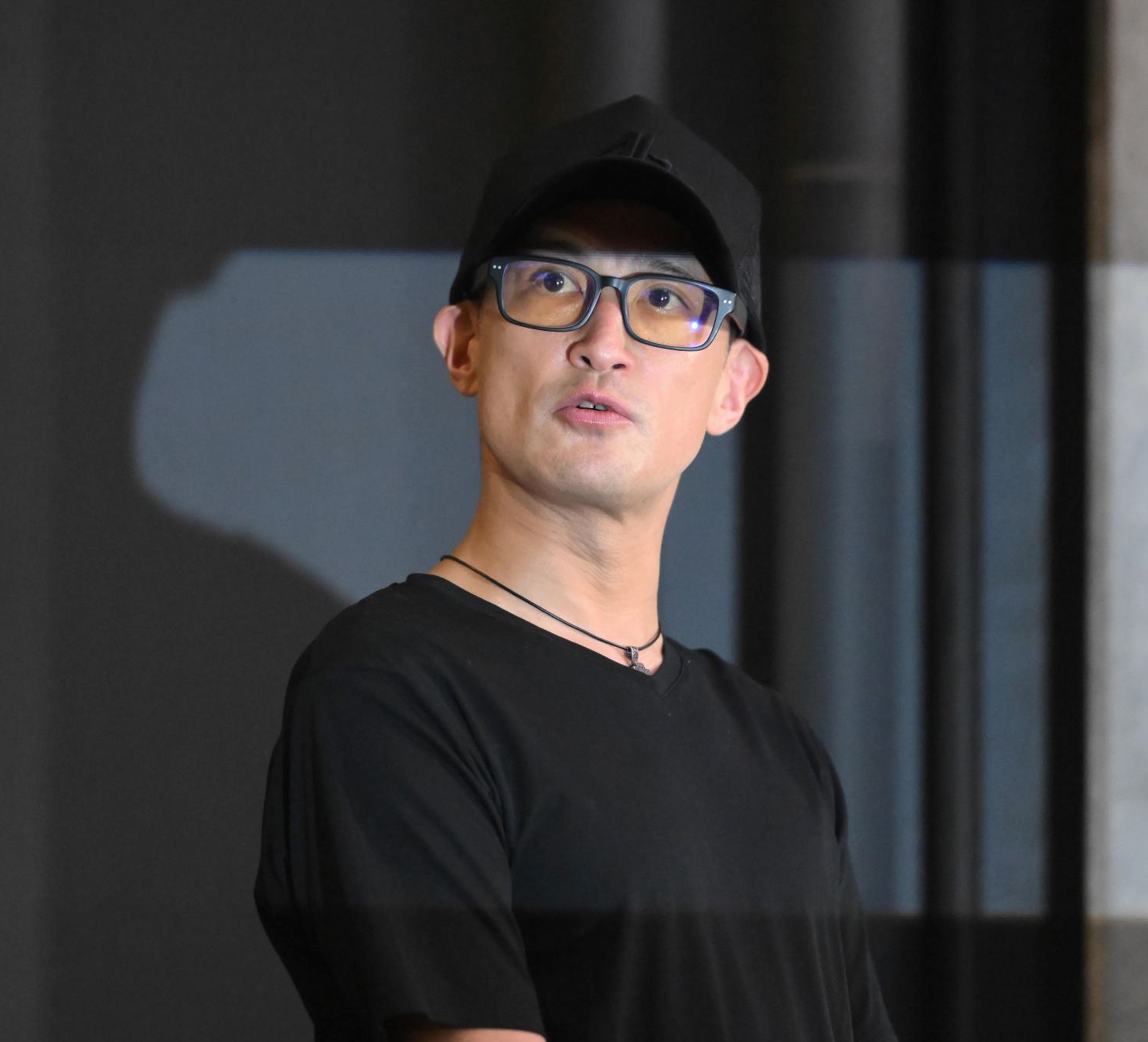 ＴＯＫＩＯ解散に関して取材に応じる松岡昌宏。「国分太一の件で迷惑をかけた」と謝罪