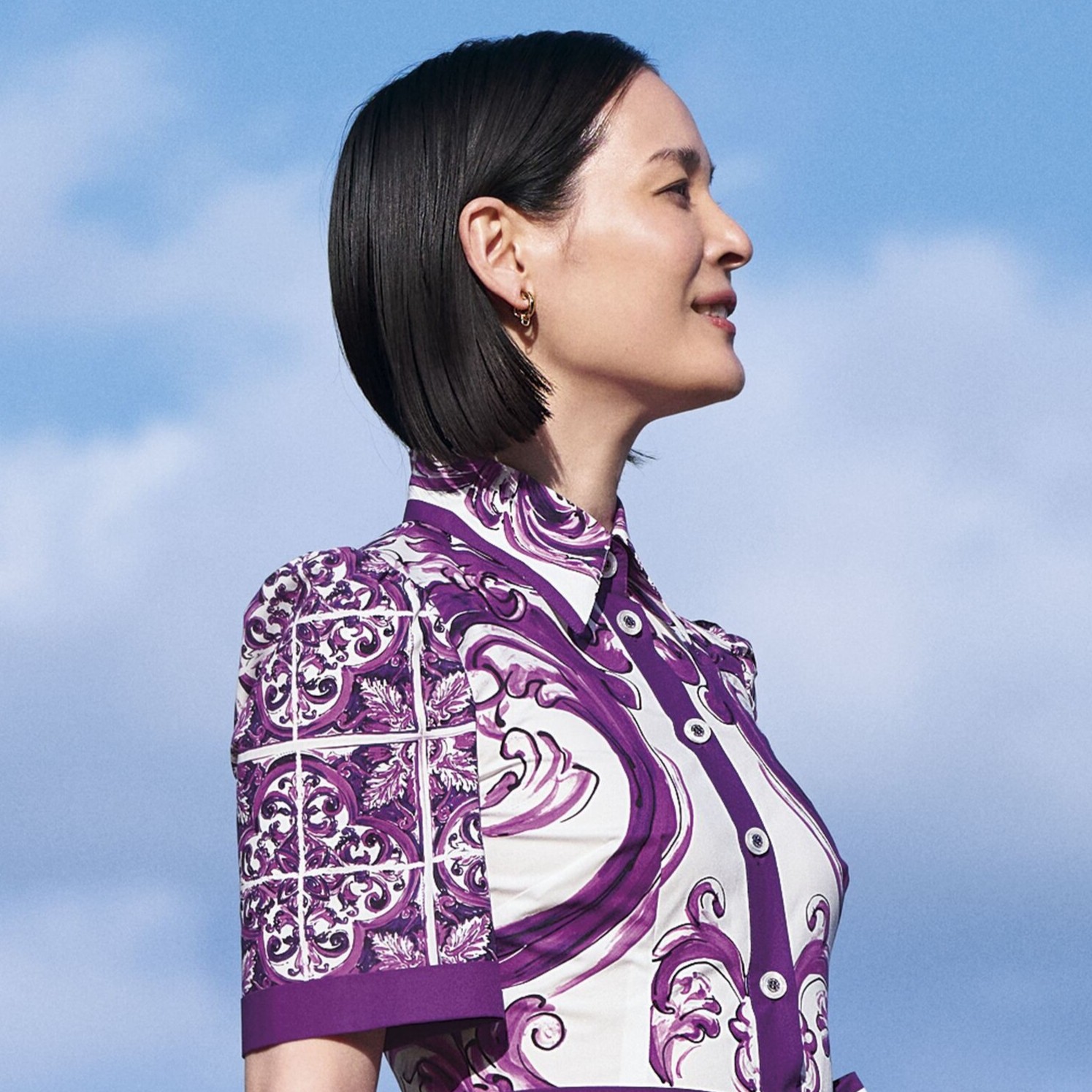 エレガントで美しい輝き【HERMES】 ワンピース エルメス、ロエベ…初夏を彩る「旅映えワンピース」軽やかで開放