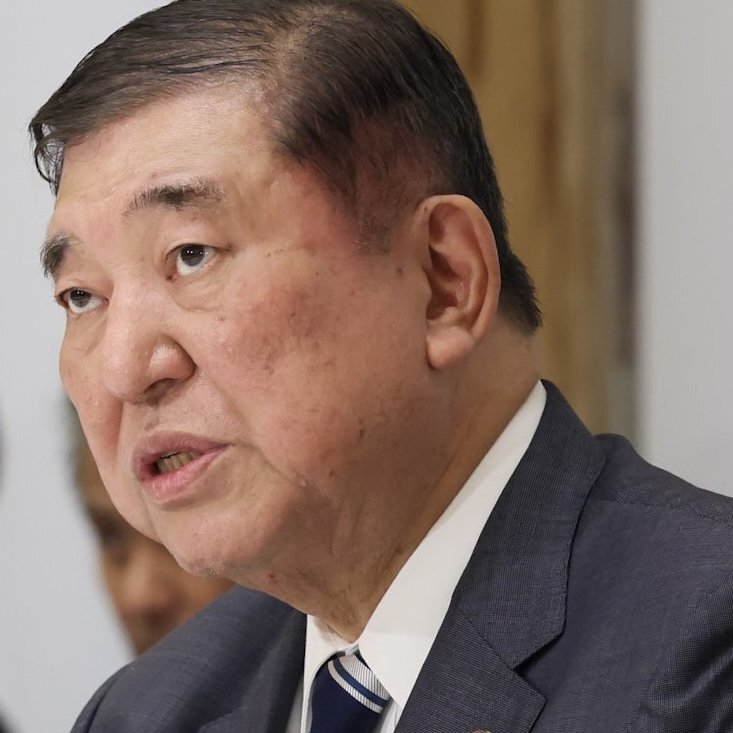 厳しい情勢の中、参院選勝利を目指し集まる自民党議員と支持者