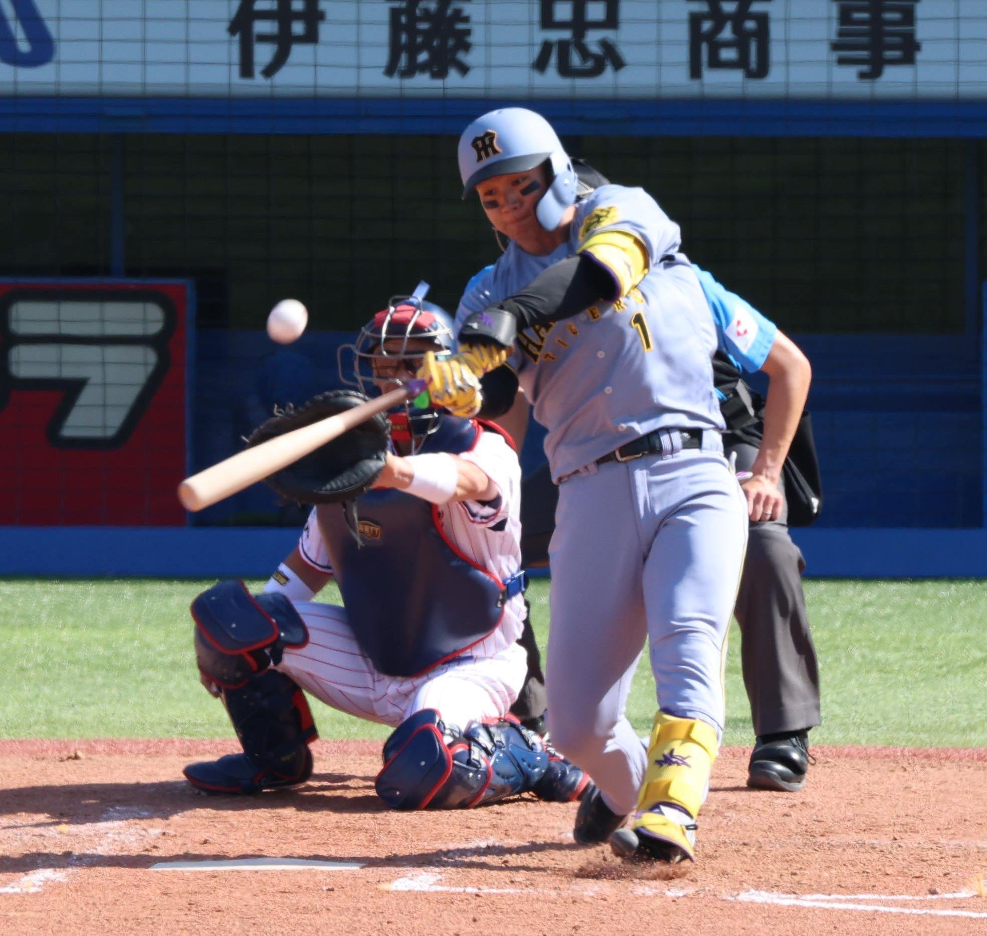 阪神　森下翔太　カチューシャ　2個 新品】侍ジャパン 阪神タイガース カチューシャ 森下翔太 - メルカリ