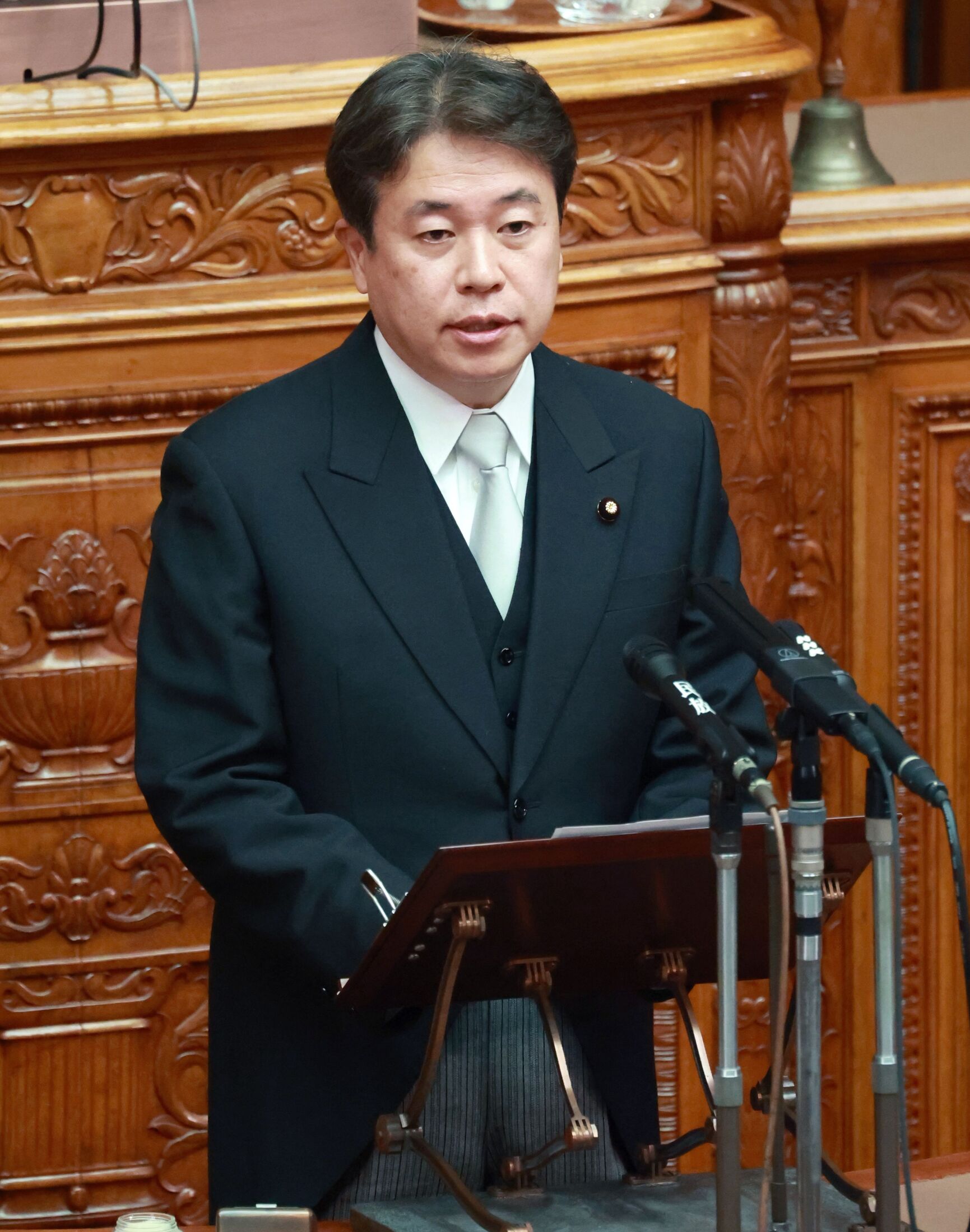 和歌山県選出の鶴保庸介参院議員。女性候補との関係が取り沙汰されている