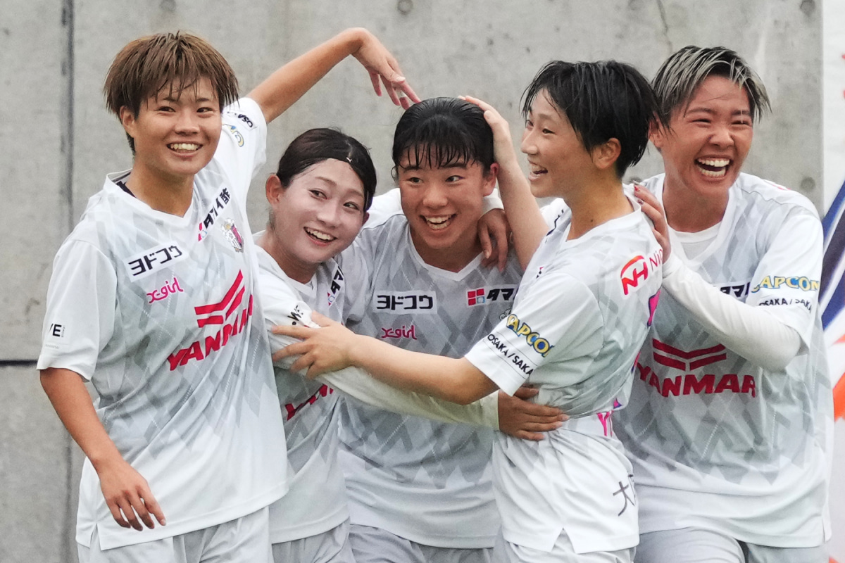 セレッソ大阪ヤンマーレディースが来季の新ユニフォームを発表