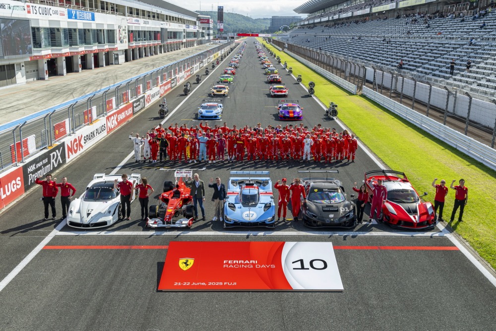特別展示に250GTO登場】499Pモディフィカータ初お目見え！日本で