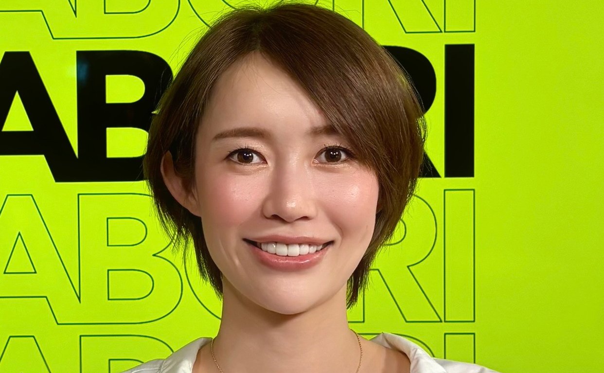 フリーアナウンサー奥井奈々さんの幼少期を振り返る写真