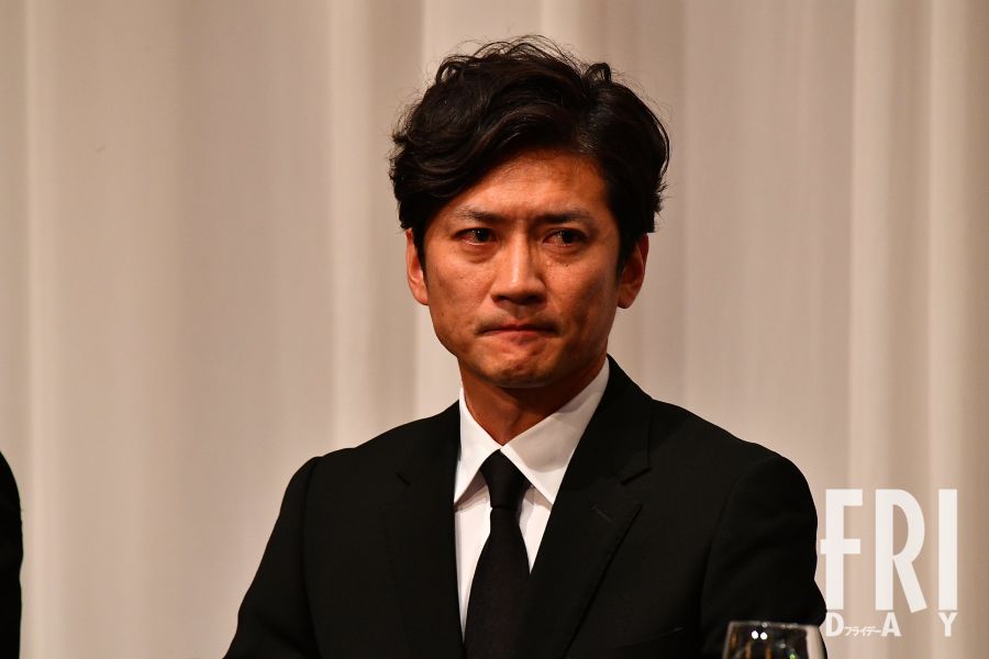 TOKIO グッズ ステッカーやTシャツが続々完売…TOKIO”公式グッズ”を「駆け込み
