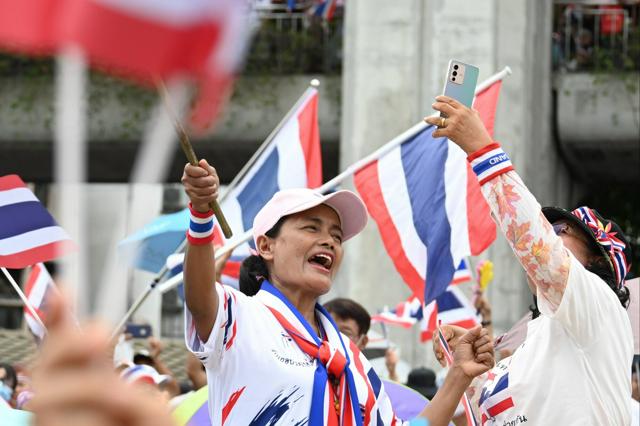 タイで大規模反政府集会　首相に辞任圧力強まる、音声流出で瀬戸際に