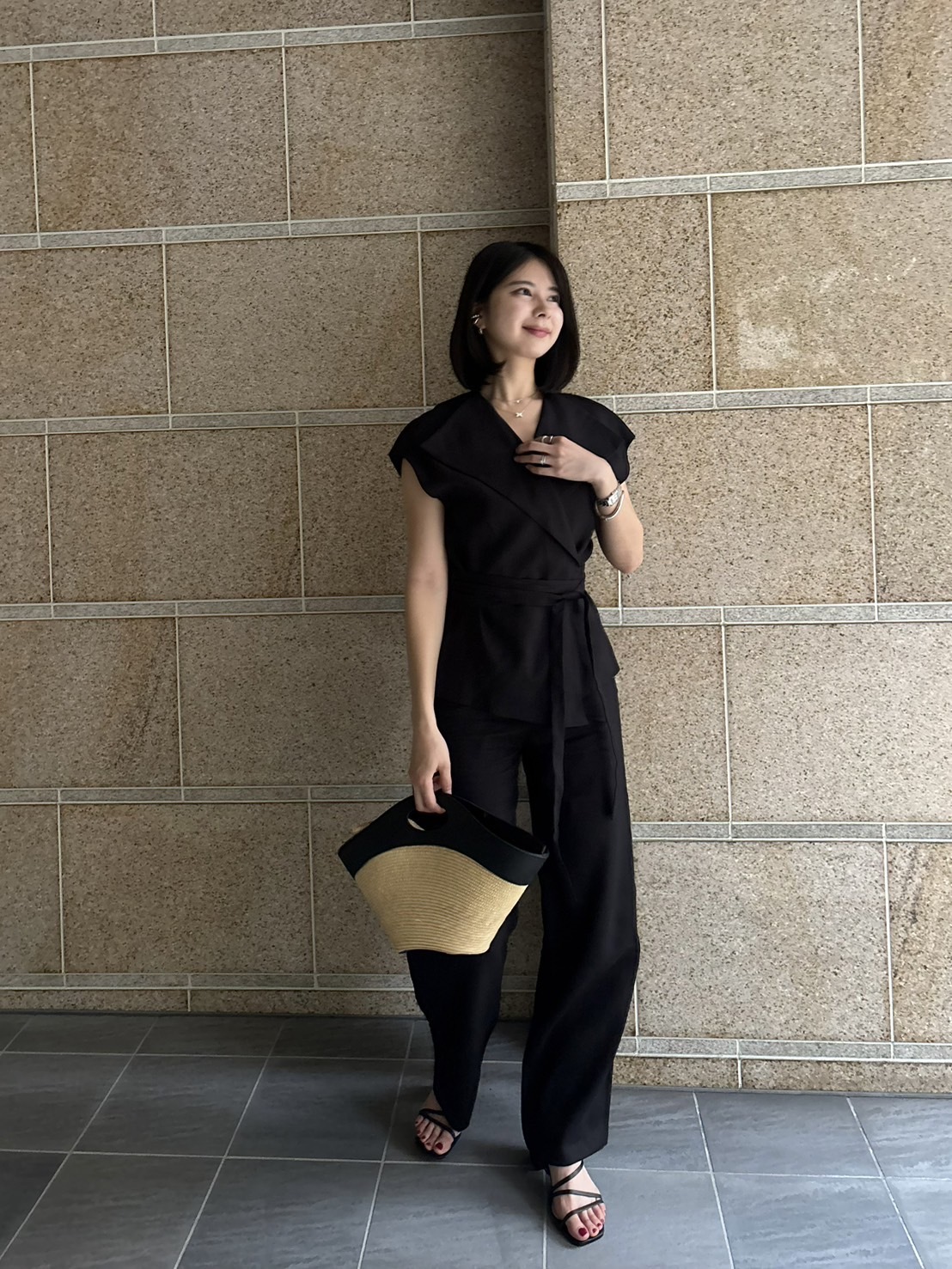 完売ZARA 23AW ジレ パンツ Mサイズ定価13,180円　セットアップ ZARA】通勤も休日も着られる！大満足のジレパンセットアップ