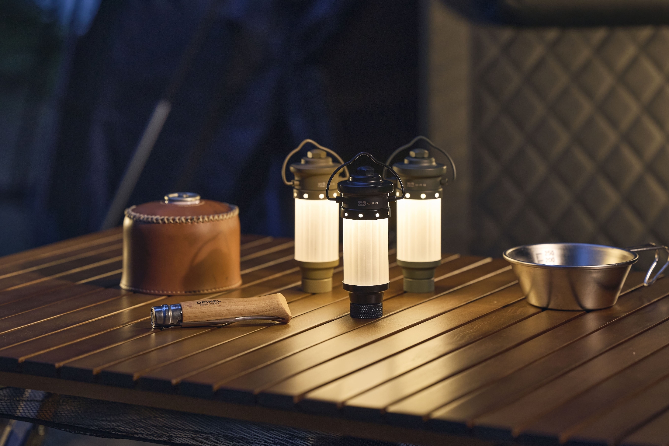 LEDランタン WAQ LED LANTERN2 【明るさ1650lm・13400mAh】【1年