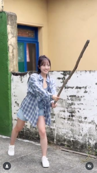 本田真凜、1st写真集よりさまざまな顔を見せたビハインド動画公開「色んな真凜ちゃん見れるの楽しみ」