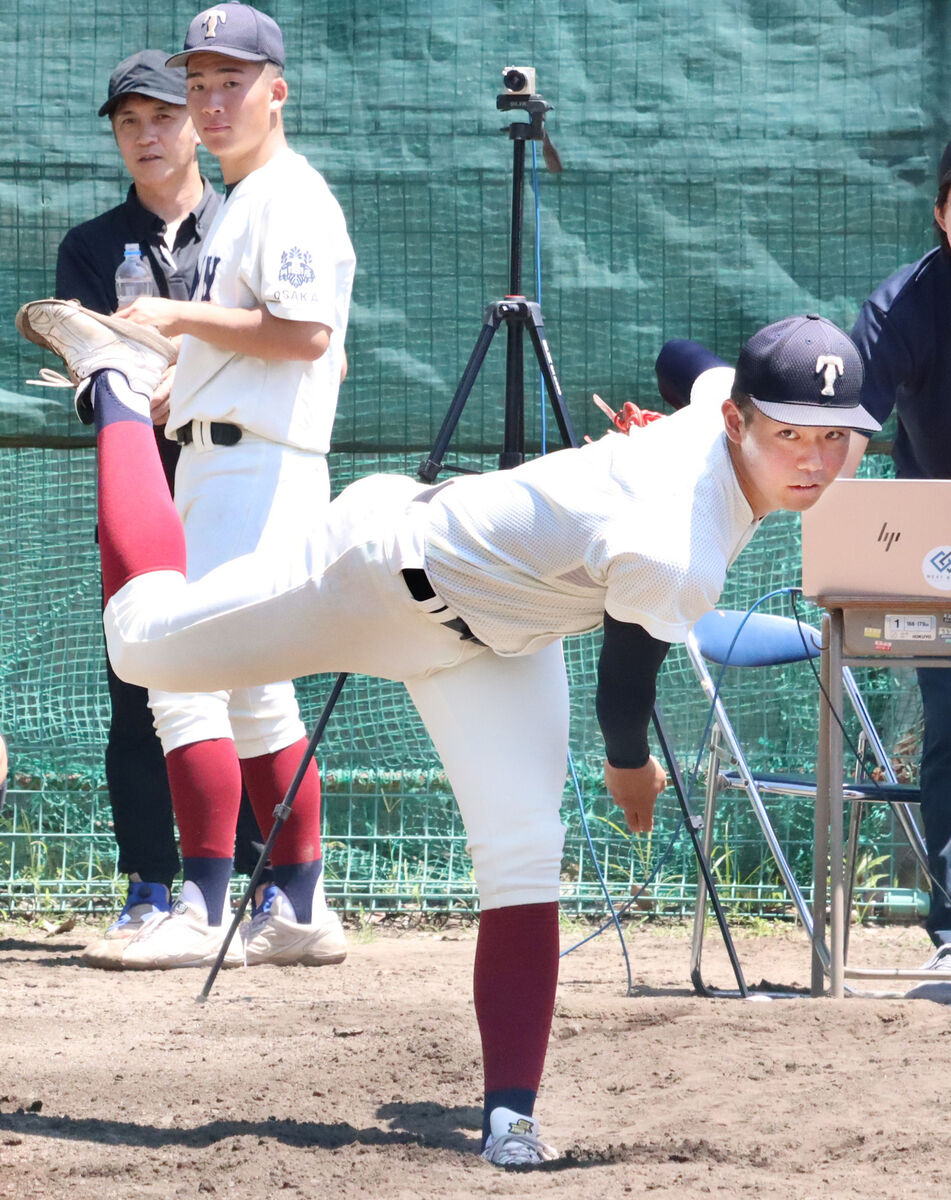 高校野球】大阪桐蔭の2年生右腕・森陽樹が7回までに毎回の