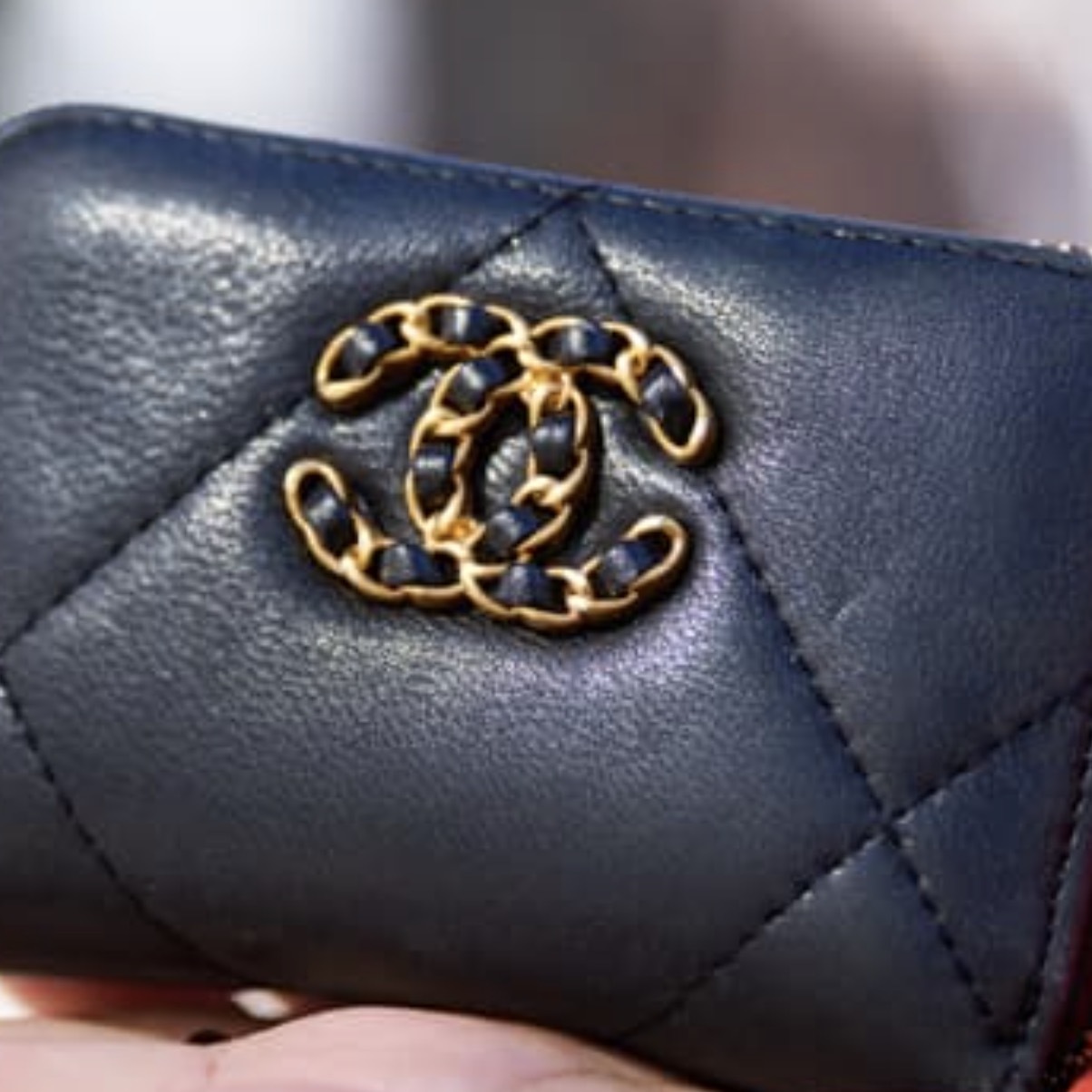 CHANEL 黒 財布　♡ シャネル 三つ折り財布 マトラッセ ココマーク コンパクト