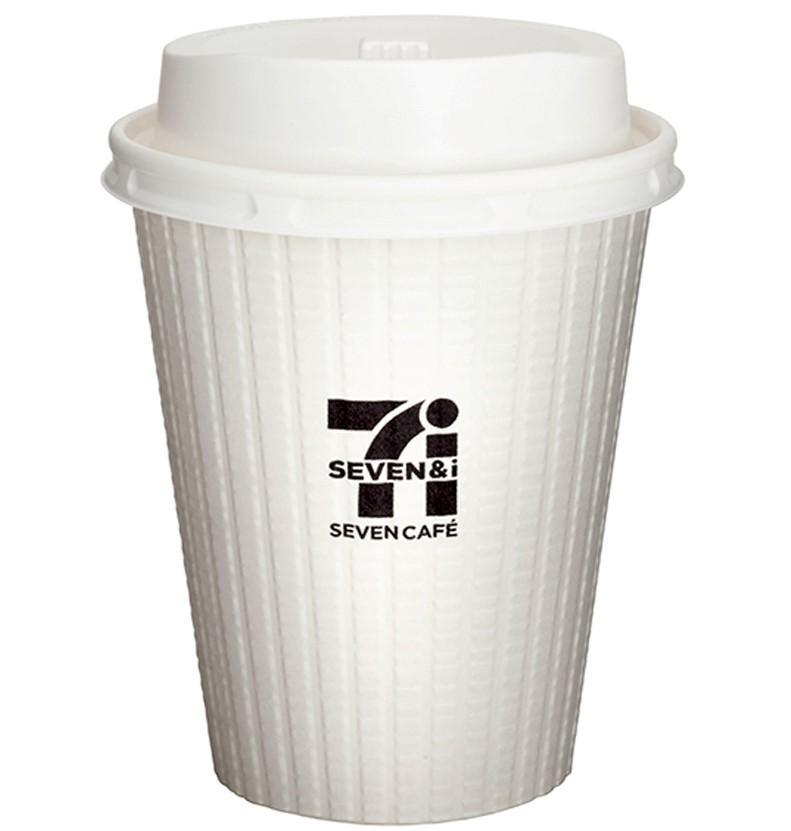 セブンイレブンで提供されるセブンカフェホットコーヒーRサイズ。価格改定の対象商品。