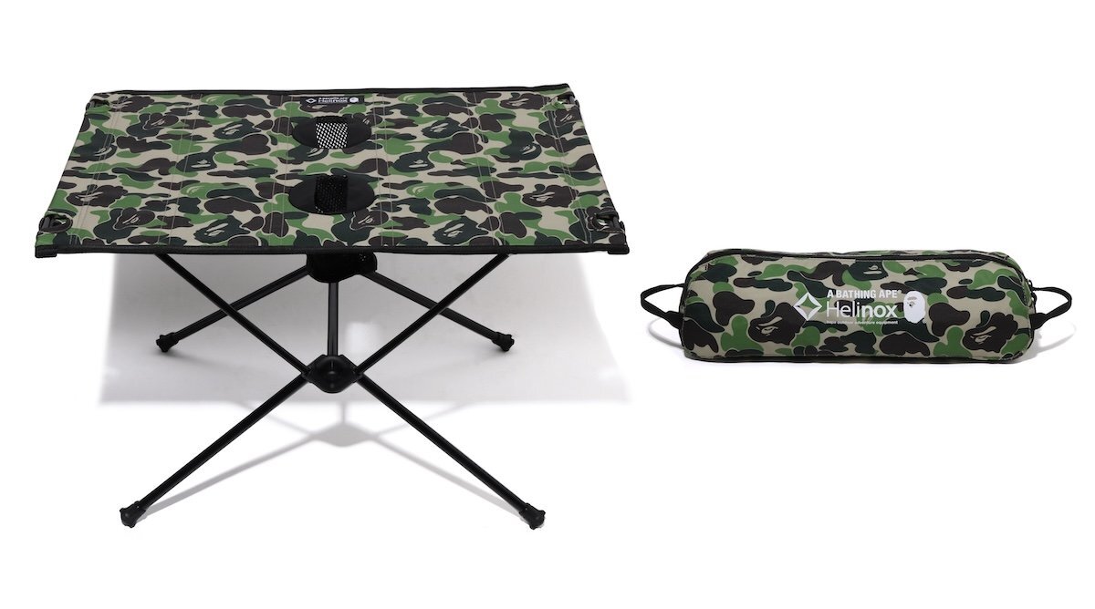 大自然にマッチどころか迷彩でカモフラージュ!? A BATHING APE