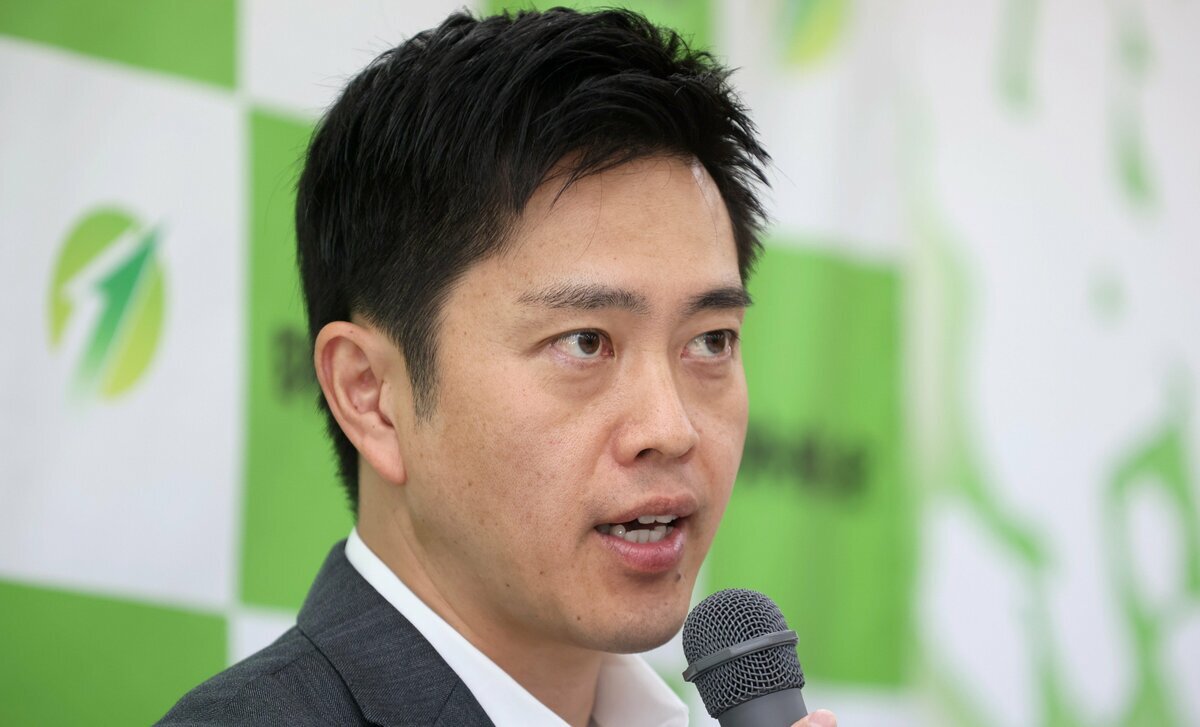 日本維新の会代表を務める吉村洋文 大阪府知事の肖像。党勢低迷の渦中にいるリーダー。
