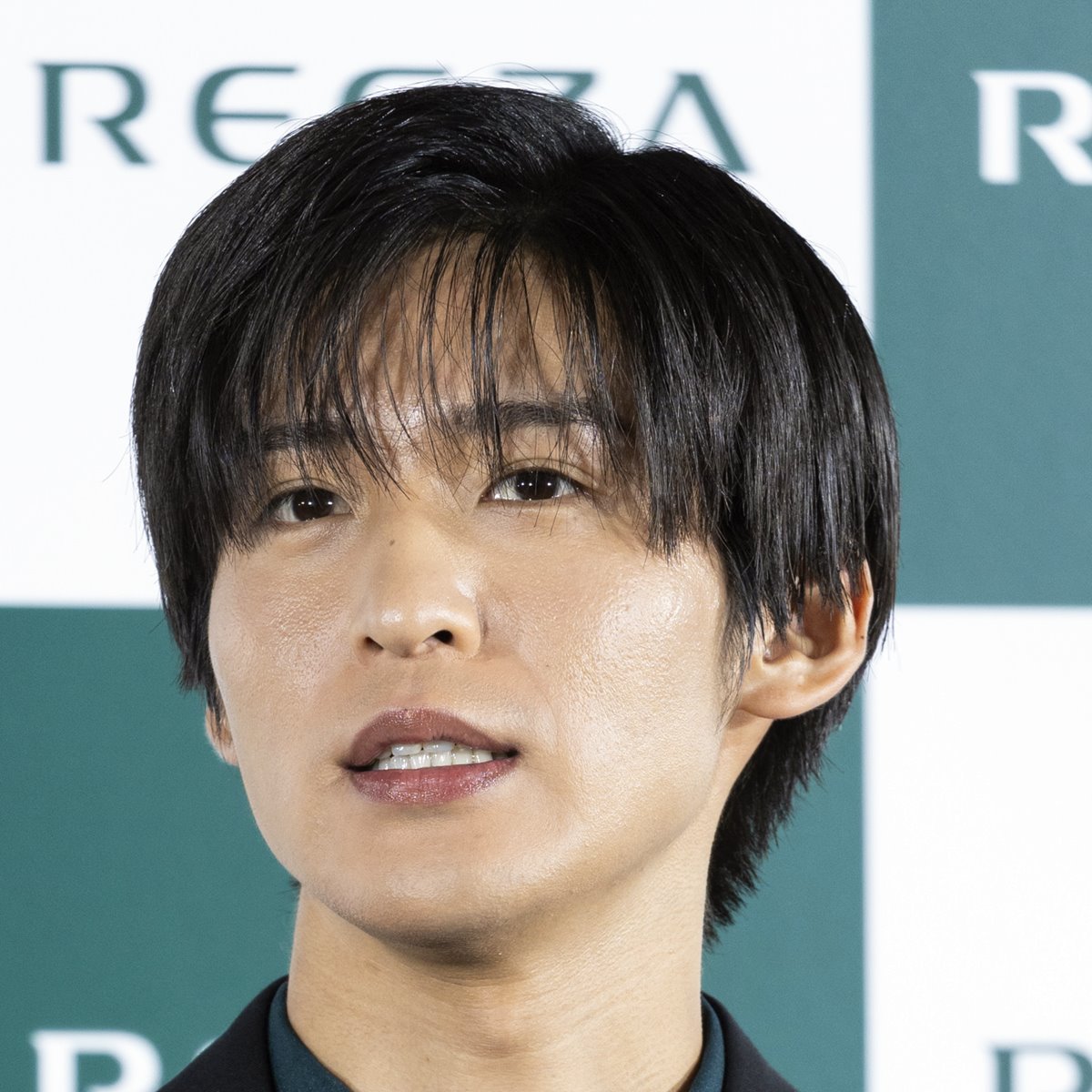 目黒蓮、小津安二郎題材映画の降板か 日中関係影響の可能性浮上