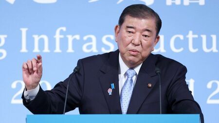 参院選を前に、令和国民会議で講演する石破茂首相