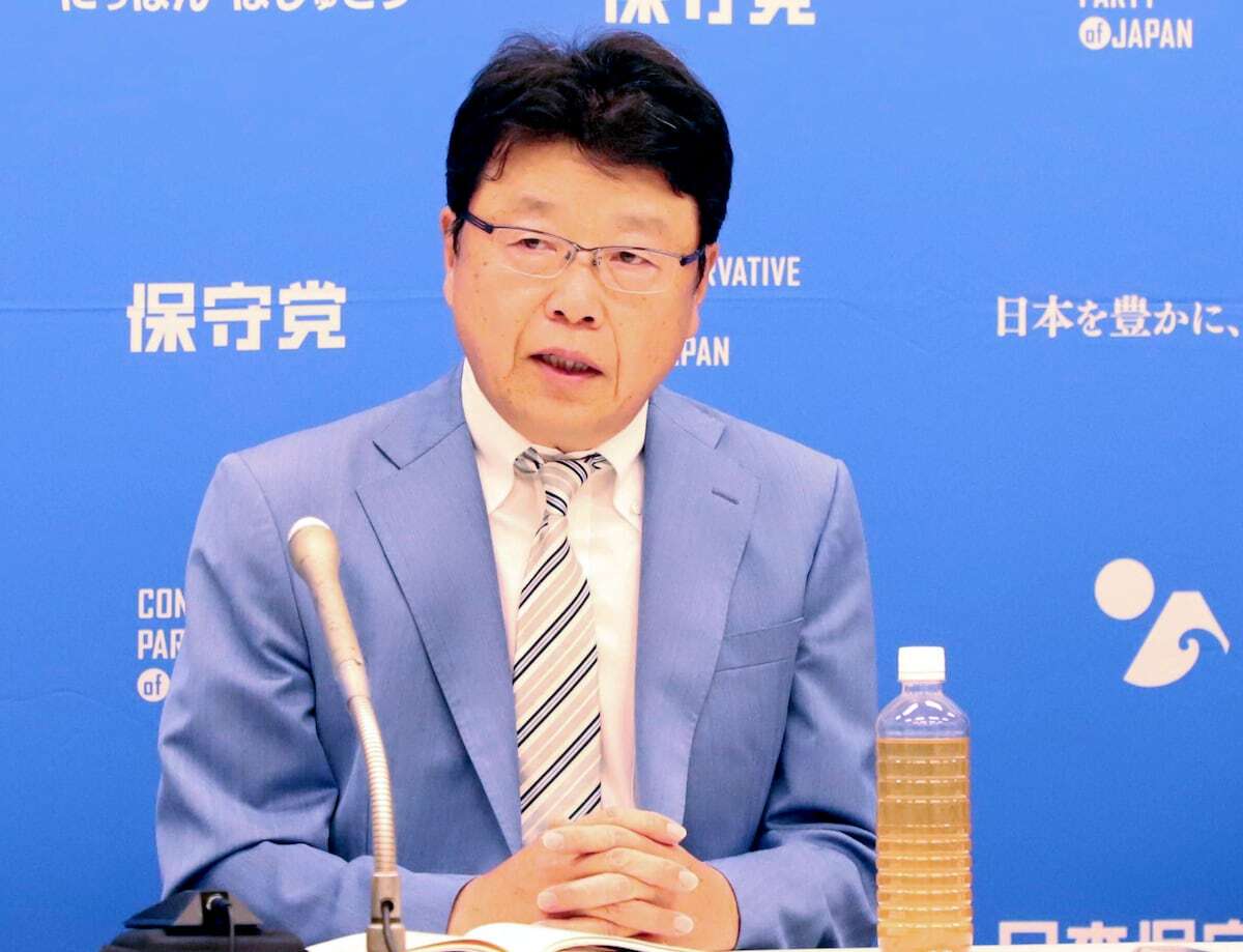 日本保守党の参院選比例代表候補である弁護士・北村晴男氏が、国会内で行われた記者会見で発言する姿