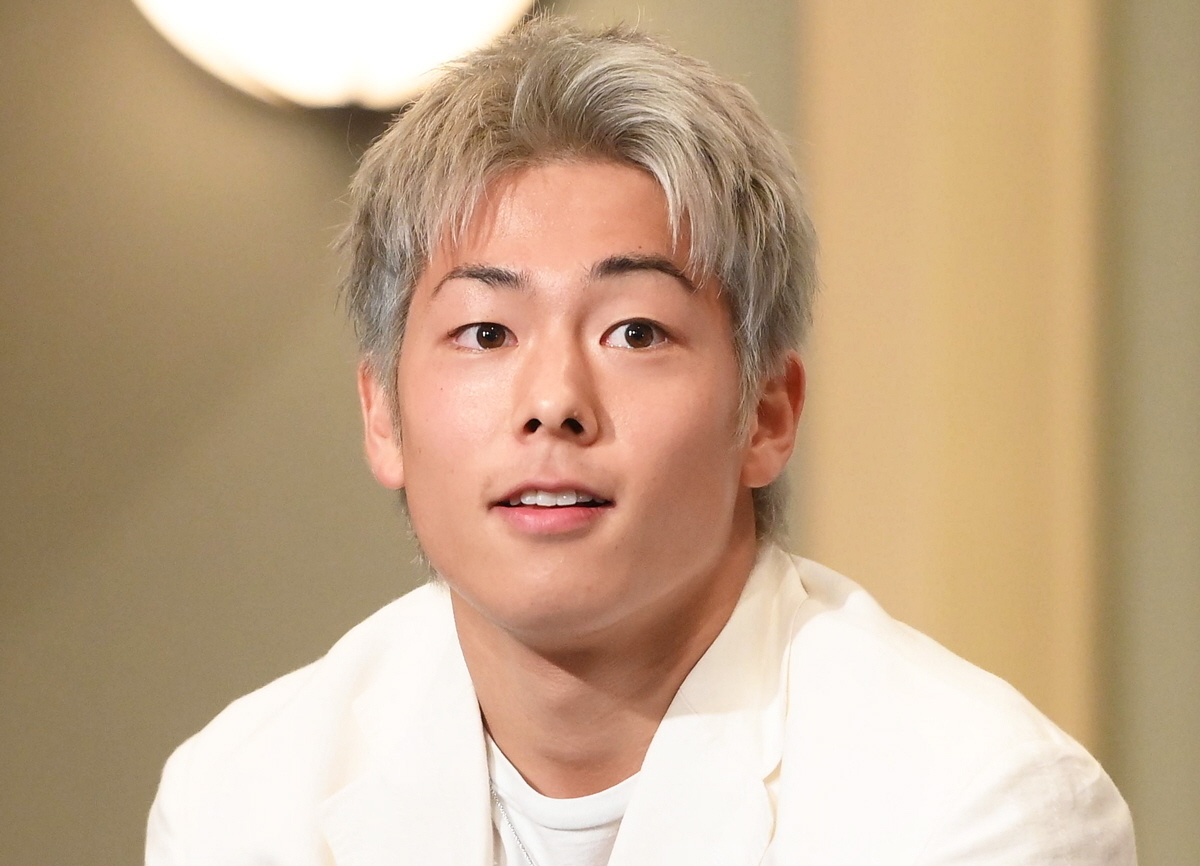 キングカズ次男、母・三浦りさ子が「菓子折り持って」謝罪行脚