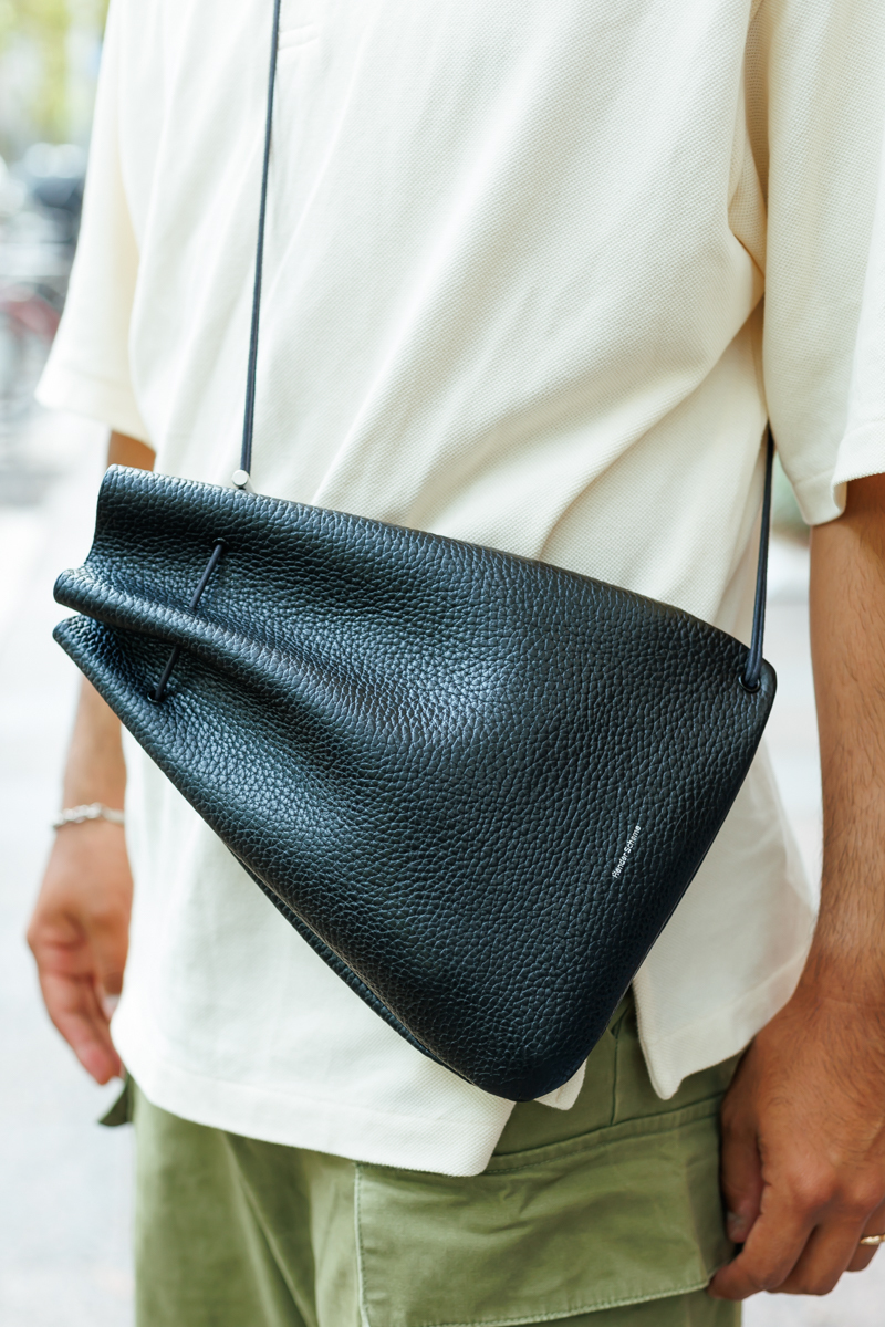 LOEWE ロエベ カーゴアンクルパンツ サイズ48 カーキのカーゴパンツ、大人はどうはく？ロエベのシャツ