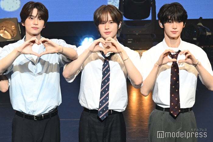 SEVENTEEN弟分TWSが日本デビュー、熱狂のショーケース開催
