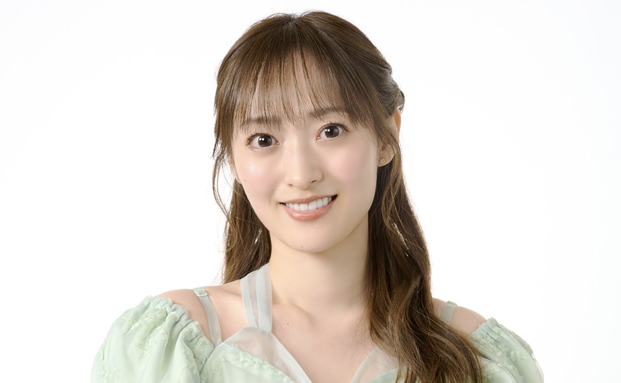 元NMB48メンバーで、写真集撮影時の宮本里歩さん