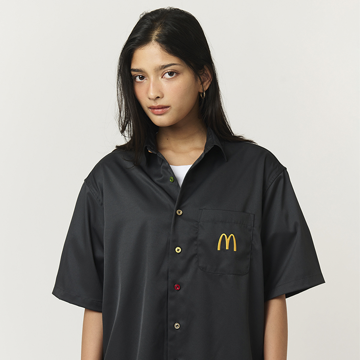 グラニフ」と「マクドナルド」がコラボ Tシャツやブルゾン