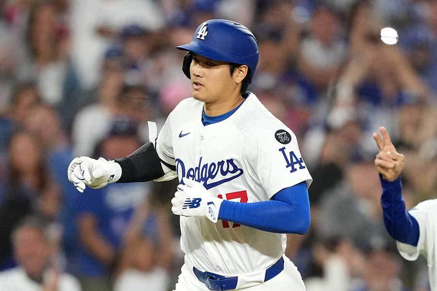 ドジャース クレイトン・カーショー 22 直筆サインボール 大谷翔平 カーショウ Yahoo!オークション -「カーショウ サイン」の落札相場・落札価格